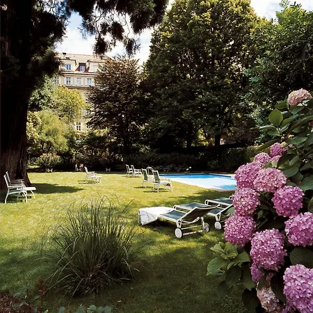 Готель Parkhotel Laurin 4*