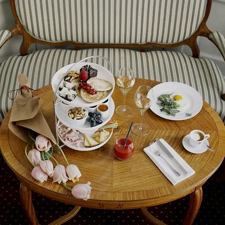 Parkhotel Laurin 4*