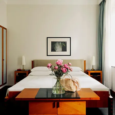 Parkhotel Laurin Hotel