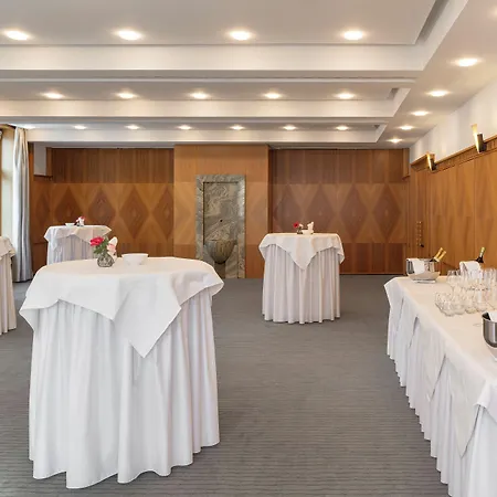 Parkhotel Laurin Hotel 4*
