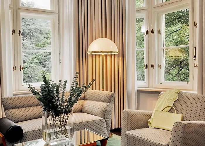 Parkhotel Laurin Hotel